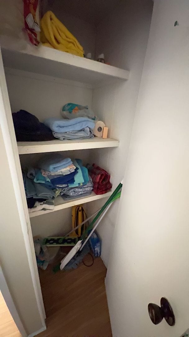 Building Photo - Beautiful 2 bedroom 2 bath mobile home for rent in 55+ community in south Tampa