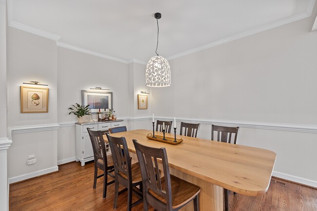 Building Photo - 105 Silverado Trail