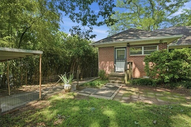 Building Photo - 1513 Melrose Dr SW