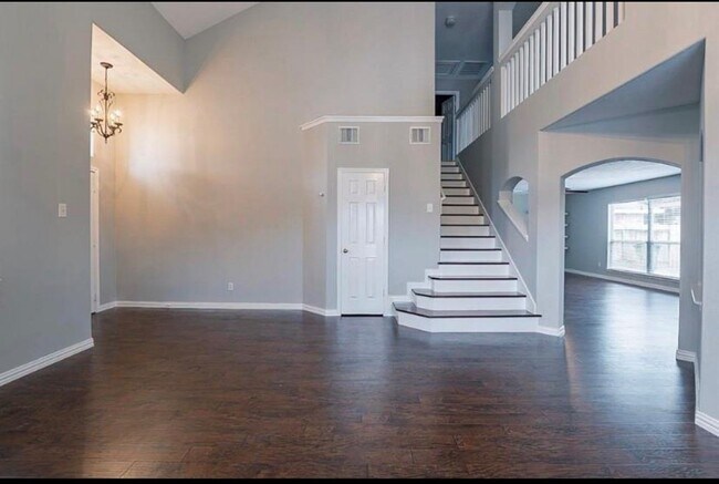 Building Photo - 18102 Spring Run Ln