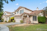 Building Photo - 514 Issac Ct