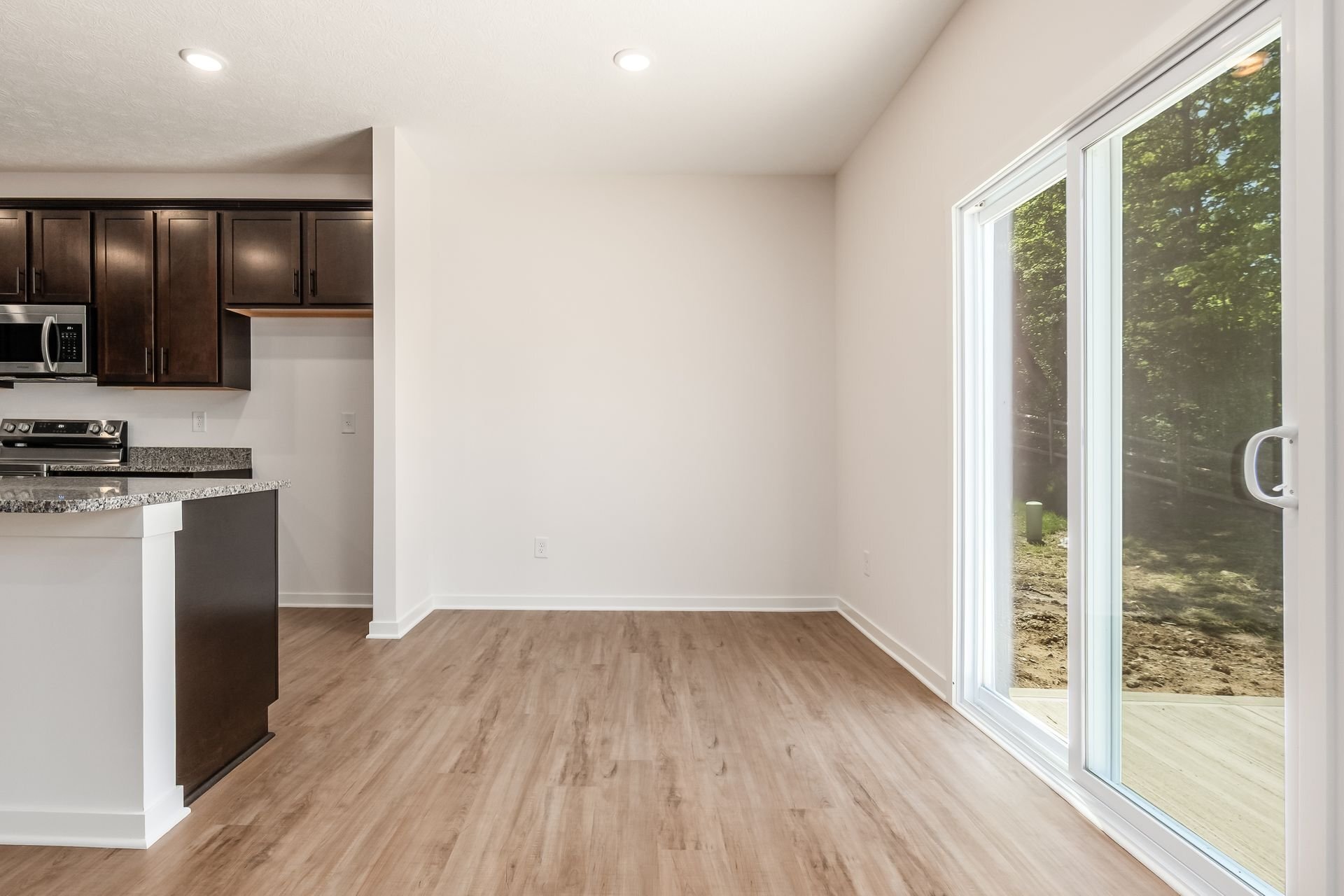 Building Photo - 2787 Horsham Dr
