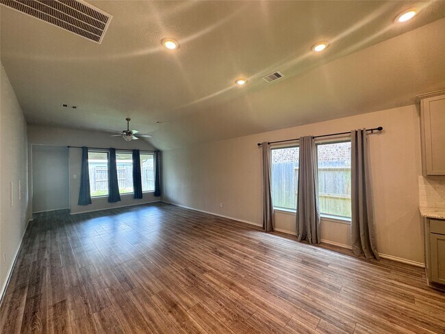 Building Photo - 10818 Cassiopeia Creek Cir