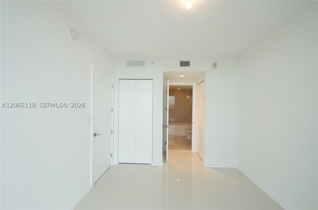 Building Photo - 5300 NW 85th Ave