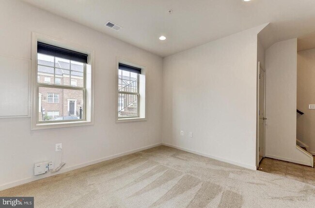 Building Photo - 13226 Deer Highlands Way