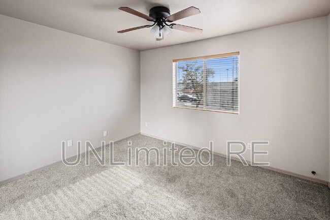 Building Photo - 2470 Constellation Dr