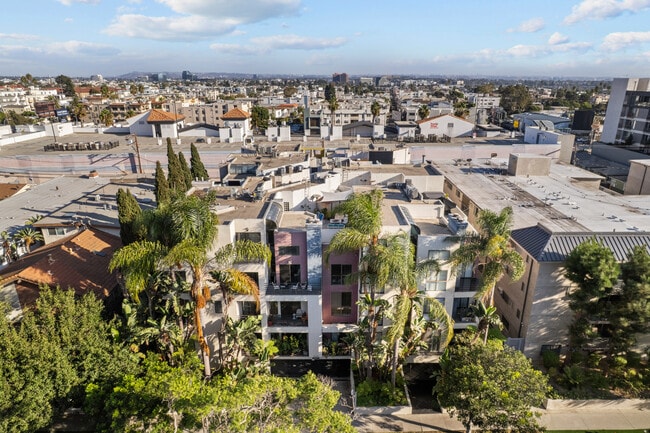 Building Photo - 12000 Goshen Ave