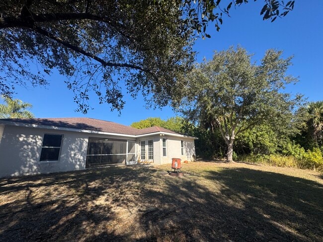 Building Photo - 3104 Tonkin Dr