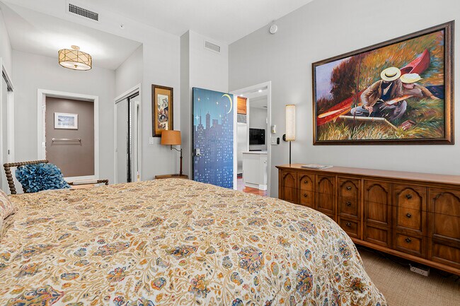 Building Photo - 686 Kettner Blvd