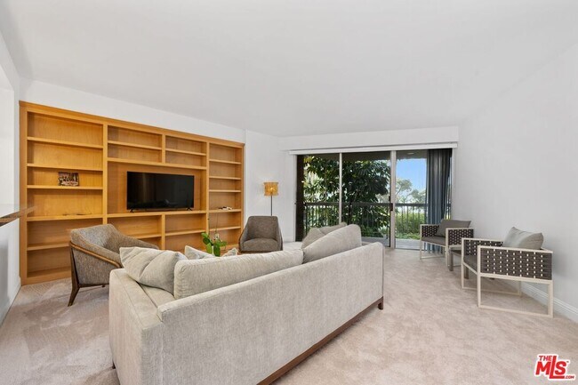 Building Photo - 515 Ocean Ave