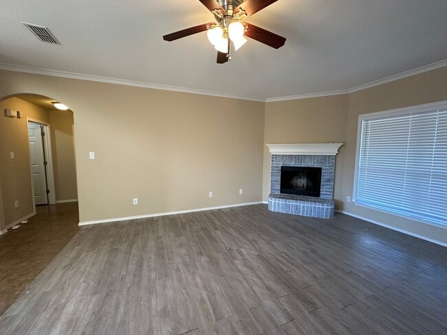 Building Photo - 1813 Balsam Gap