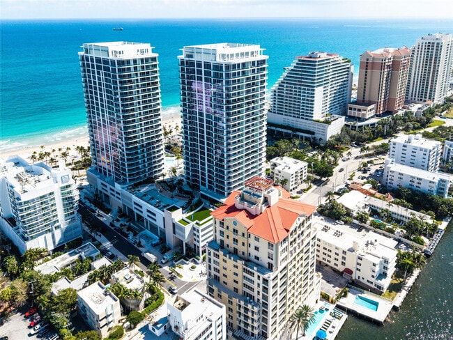 Building Photo - 153 N Seabreeze Blvd