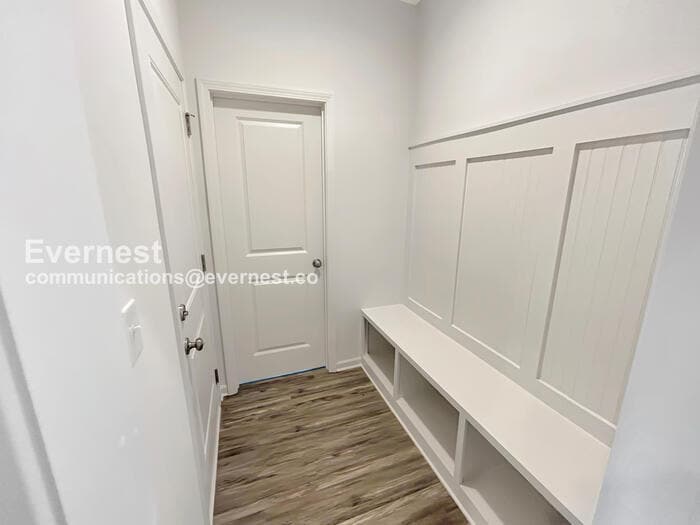 Building Photo - 503 N Linwood Ave