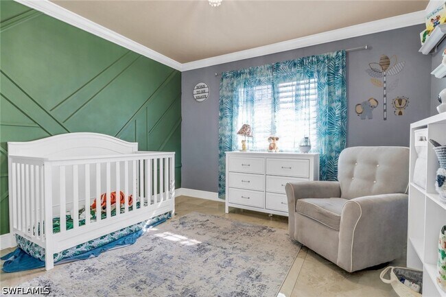 Building Photo - 2026 SW 31st Terrace