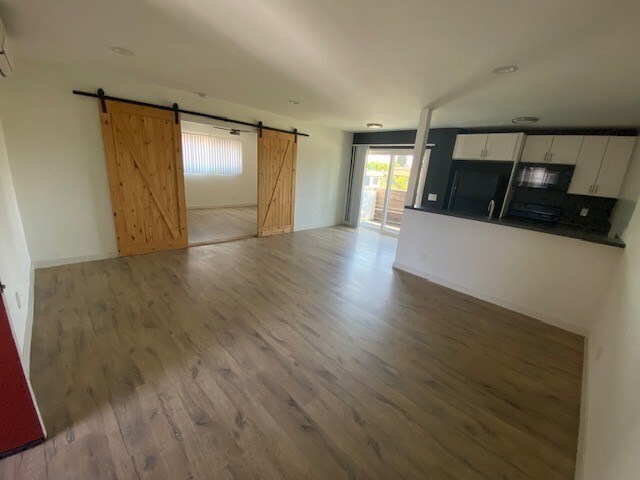 Floorplan - 14153 Victory Blvd.