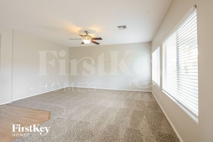 Building Photo - 14331 N 145th Dr
