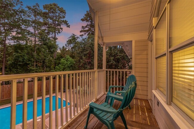 Building Photo - 211 Maple Path Pl