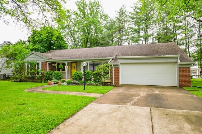 Building Photo - 50 Eden Pl