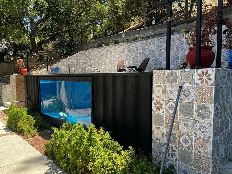 Building Photo - 23328 Alamos Ln
