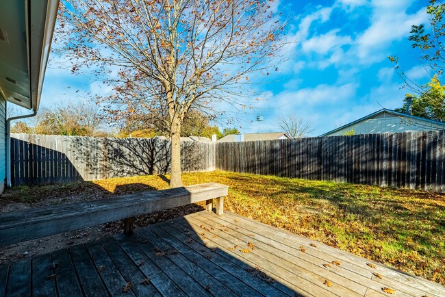 Building Photo - Beautiful 3 bedroom Home in North Austin!!