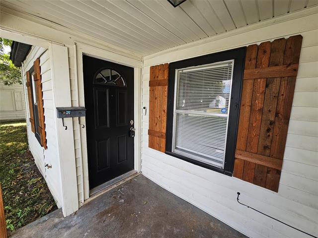 Building Photo - 2613 Easter Ave