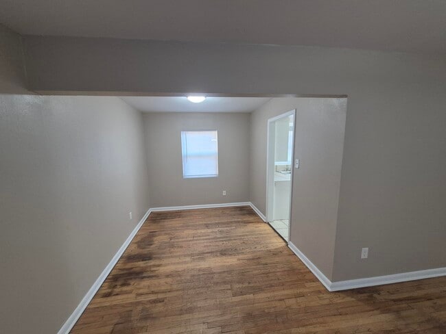 Building Photo - 5403 Avenue B