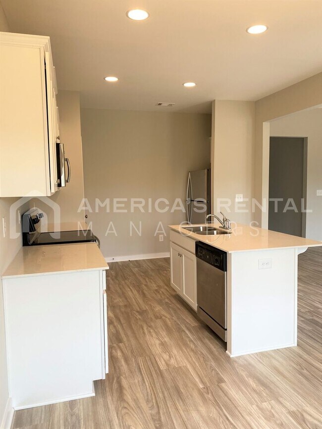 Building Photo - Home for Rent in Tuscaloosa, AL!!! COMING SOON. DEPOSIT PENDING!
