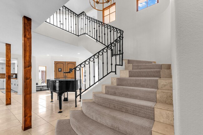 Building Photo - 80980 Vista Bonita Trail