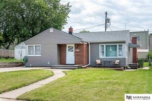 Building Photo - 6939 Binney St