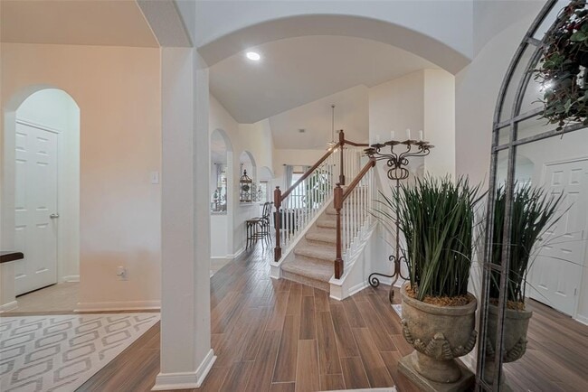 Building Photo - 25203 Melody Oaks Ln