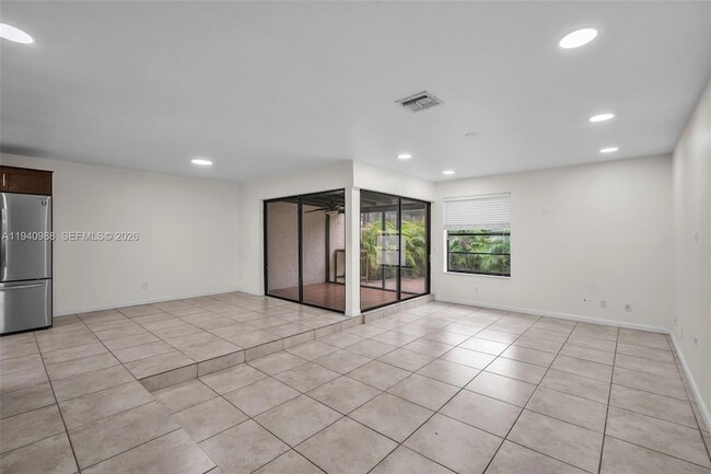 Building Photo - 11125 SW 134th Ct