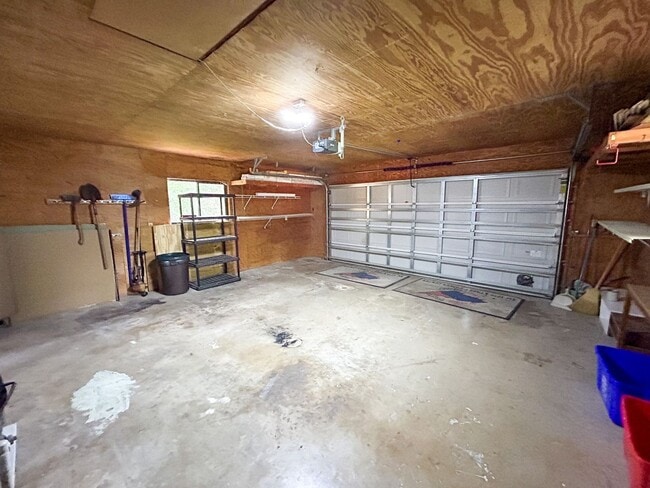 Building Photo - 1824 SW 35th Ave