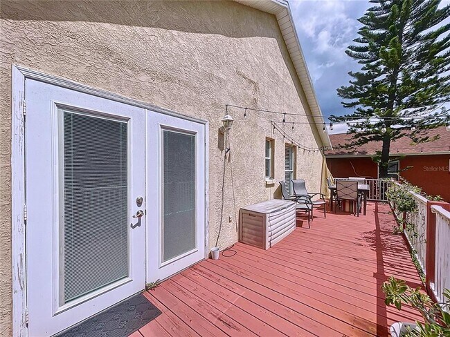 Building Photo - 5953 Mohr Loop