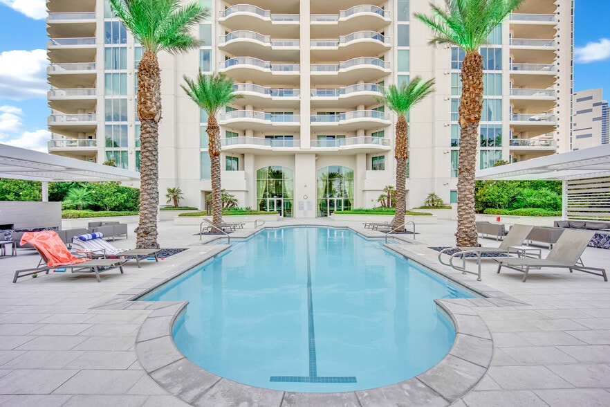 Building Photo - 2777 Paradise Rd