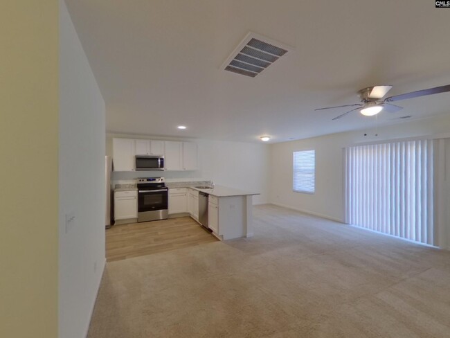 Building Photo - 1073 Crescent Moon Lp