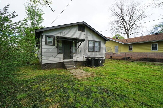 Building Photo - 1785 Steiner Ave SW