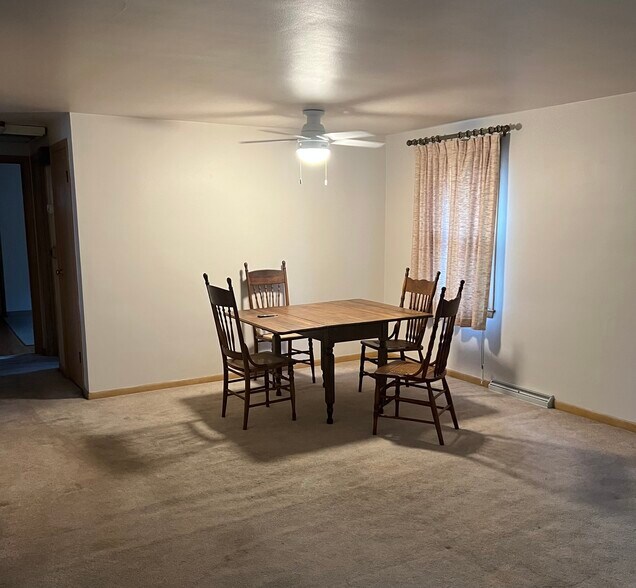 Dining space - 4025 S Nevada St