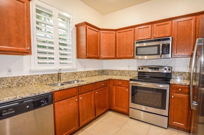 Building Photo - 4342 Brewster Ln