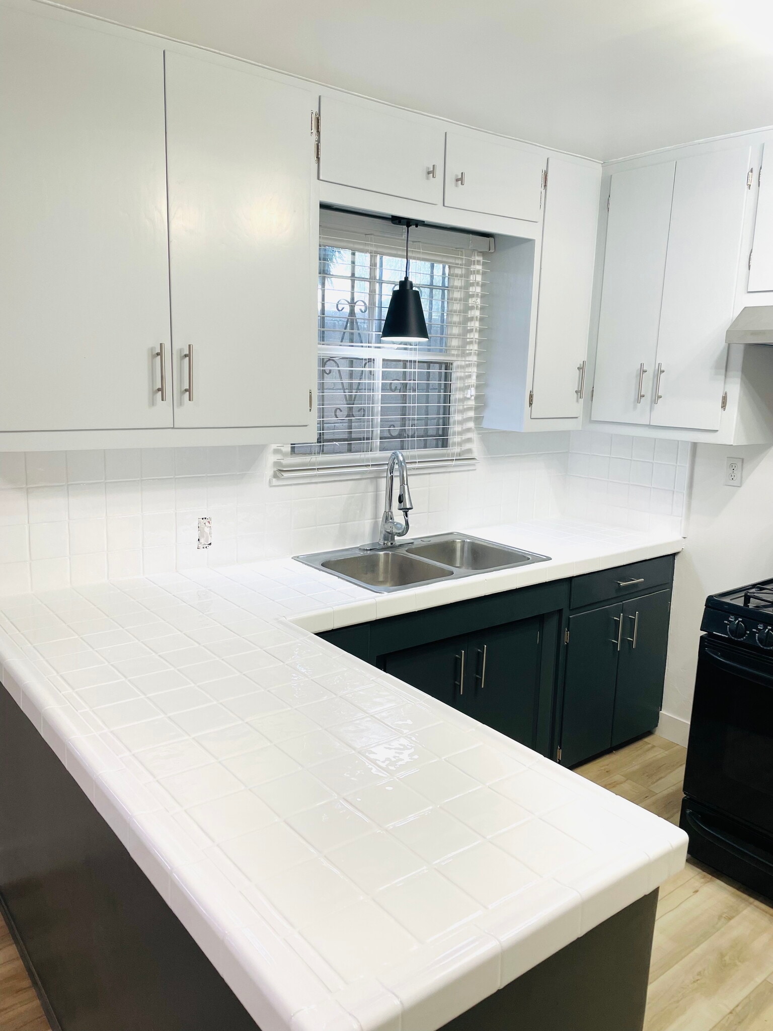 Building Photo - 6203 Condon Ave