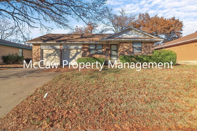 Primary Photo - 709 Sequoia Dr