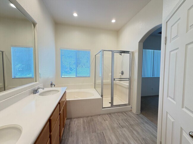 Building Photo - Paseo Del Sol Single Story 4 Bedroom House for Rent