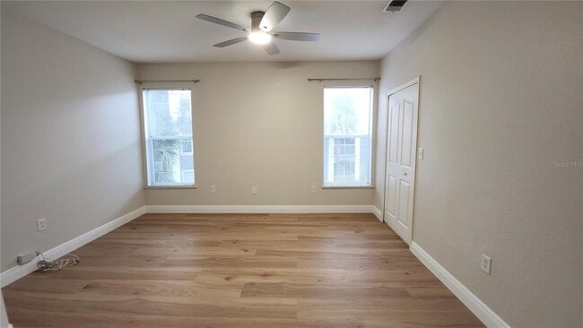 Building Photo - 5813 Legacy Crescent Pl