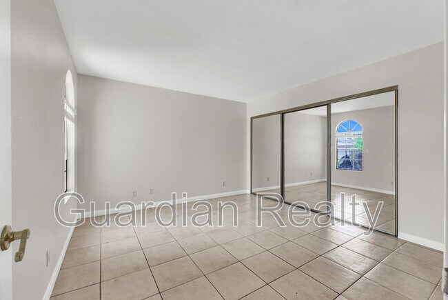 Building Photo - 2974 Juniper Hills Blvd