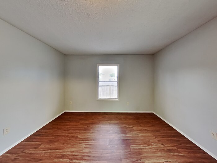 Building Photo - 6646 Loch Langham Dr