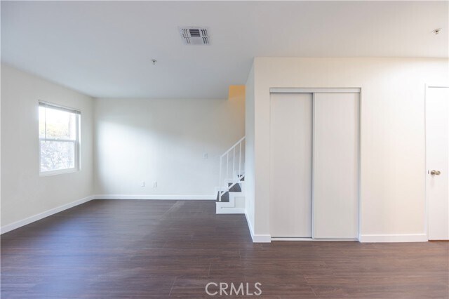 Building Photo - 321 S Occidental Blvd