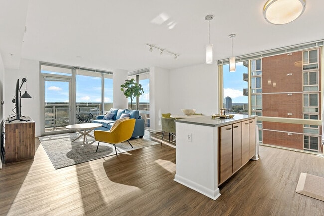 Building Photo - 8106 Leesburg Pike