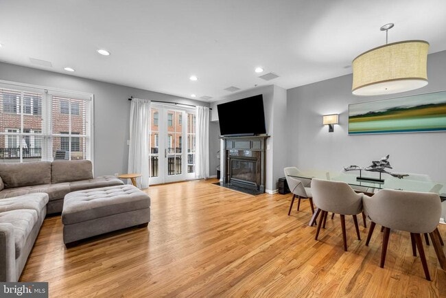 Building Photo - 2614 Lighthouse Ln