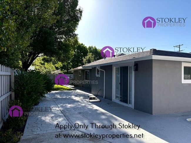 Building Photo - 276 Jennifer Way