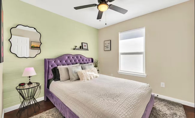 Building Photo - Fully Furnished Near Baylor