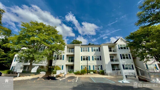 Building Photo - 1133 Waterford Dr